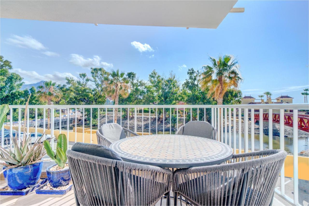 Beach Front Flat With Sea Views Marbella Eksteriør billede